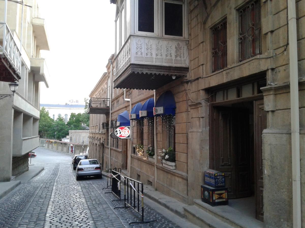 Apartment In Old Town Баку Экстерьер фото
