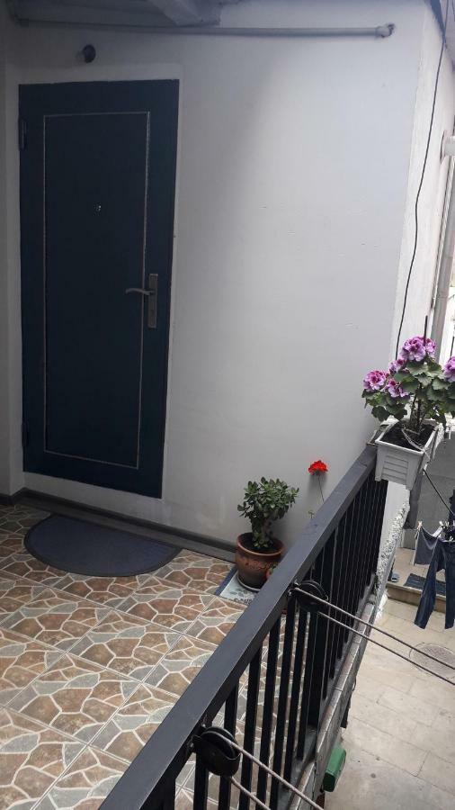 Apartment In Old Town Баку Экстерьер фото
